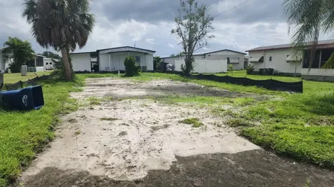 306 50th Avenue Plaza E Bradenton FL 34203