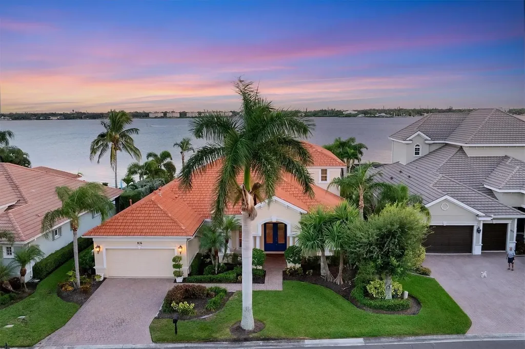 805 Riviera Dunes Way Palmetto FL 34221