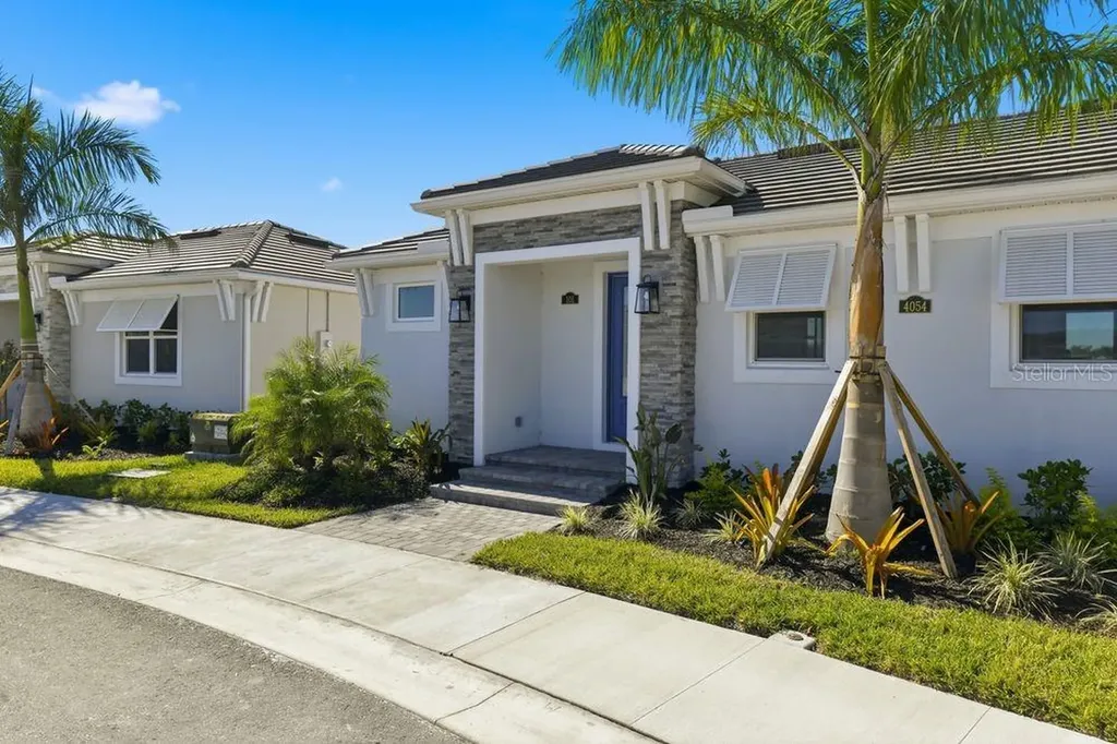 4054 Santa Caterina Boulevard Bradenton FL 34211