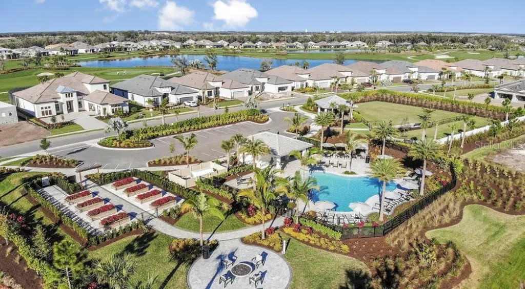 4054 Santa Caterina Boulevard Bradenton FL 34211