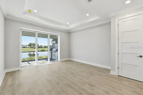 4054 Santa Caterina Boulevard Bradenton FL 34211