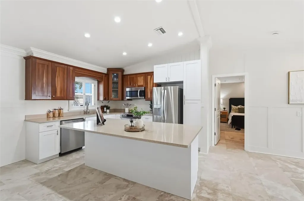 15302 Harbor Drive Madeira Beach FL 33708