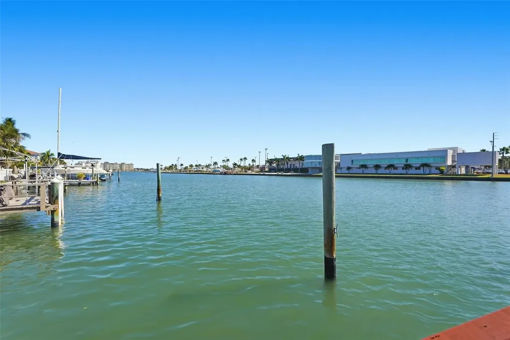15302 Harbor Drive Madeira Beach FL 33708