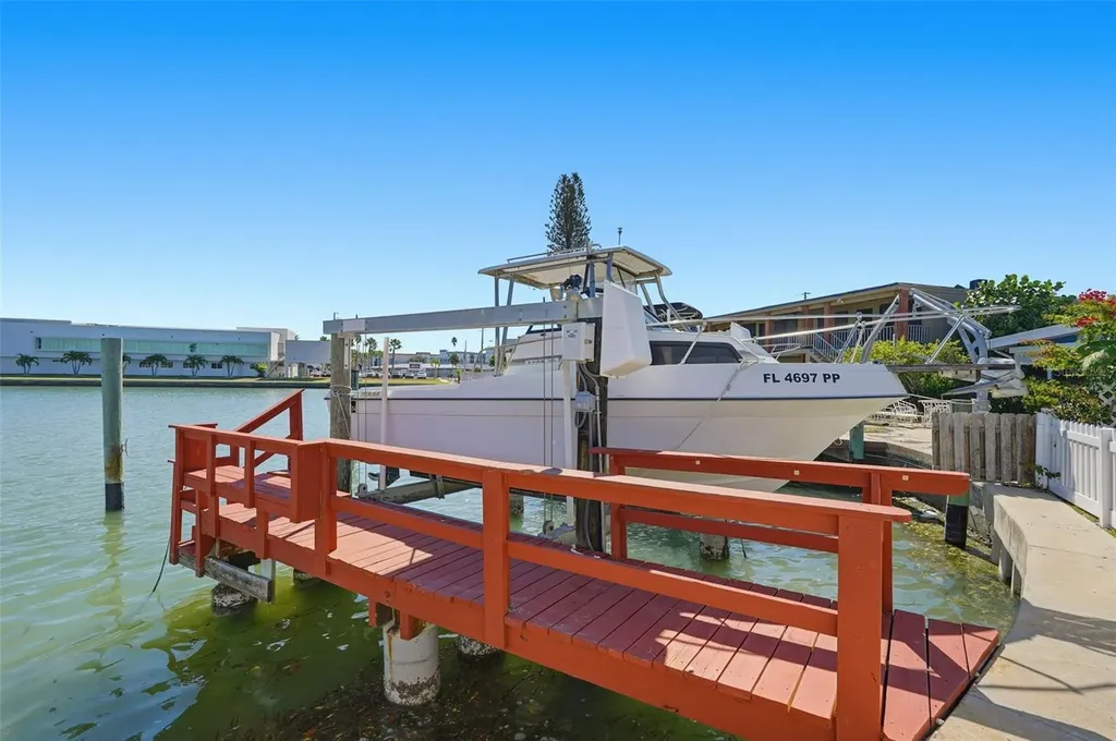 15302 Harbor Drive Madeira Beach FL 33708