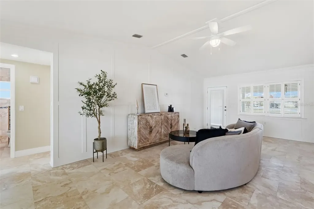 15302 Harbor Drive Madeira Beach FL 33708