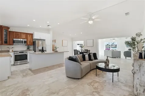 15302 Harbor Drive Madeira Beach FL 33708
