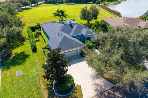 12428 Aster Avenue Bradenton FL 34212