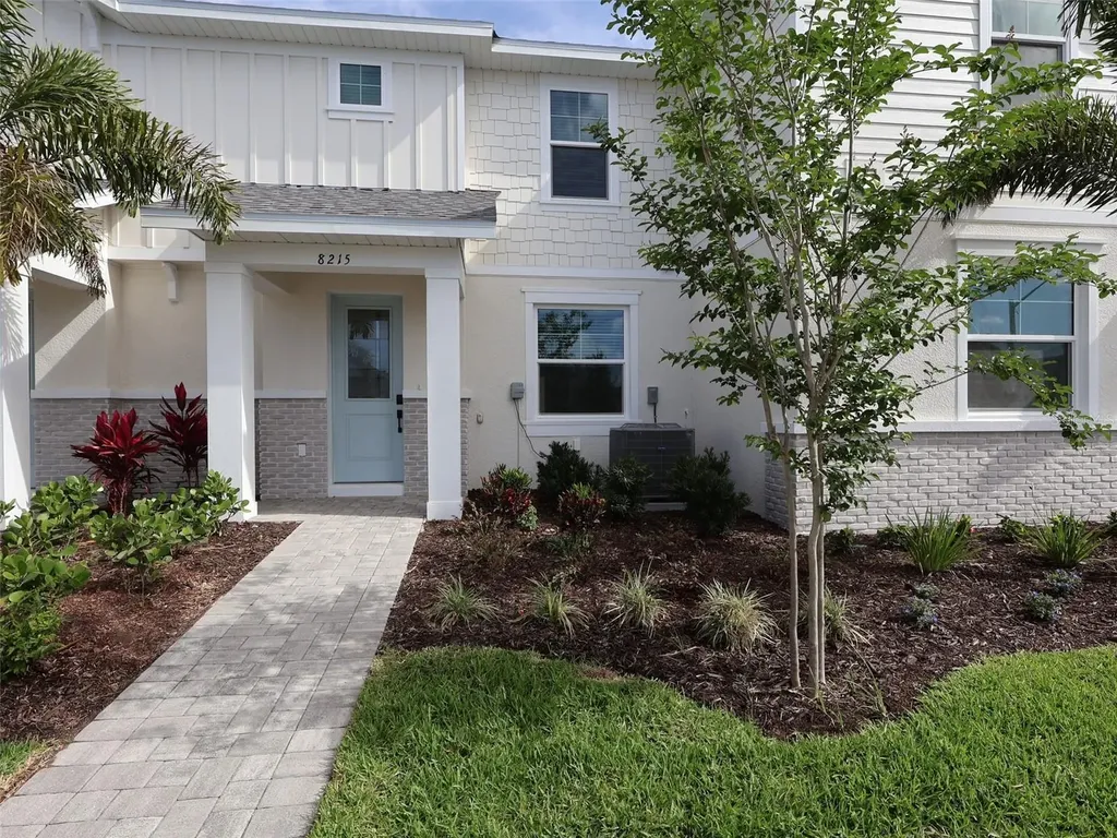 8215 Seaflower Parkway Bradenton FL 34210