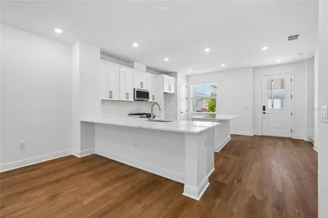 8215 Seaflower Parkway Bradenton FL 34210