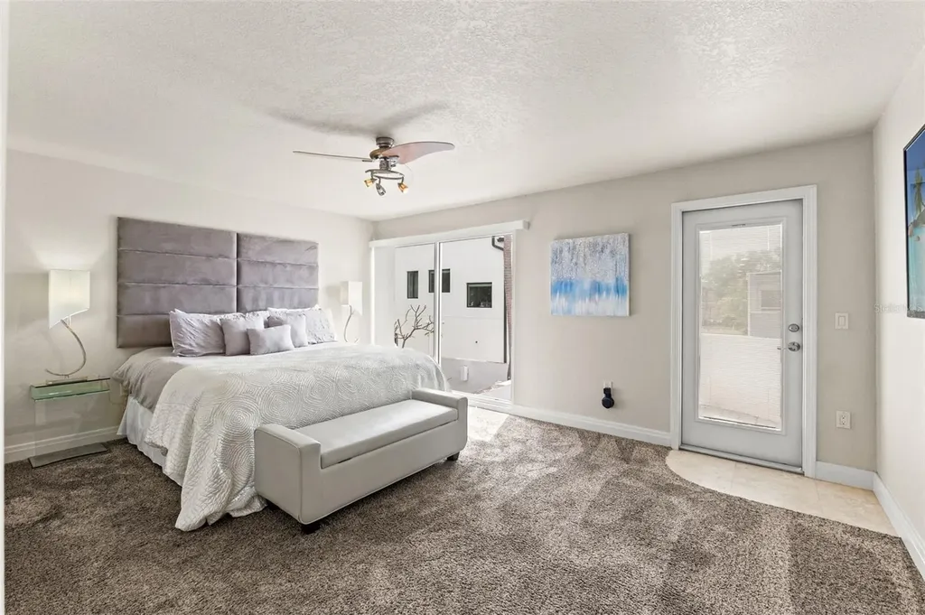 4522 W North B Street Tampa FL 33609