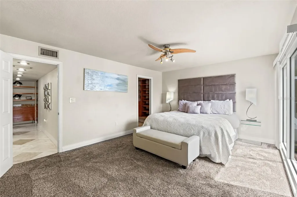 4522 W North B Street Tampa FL 33609