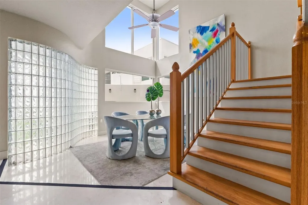 4522 W North B Street Tampa FL 33609