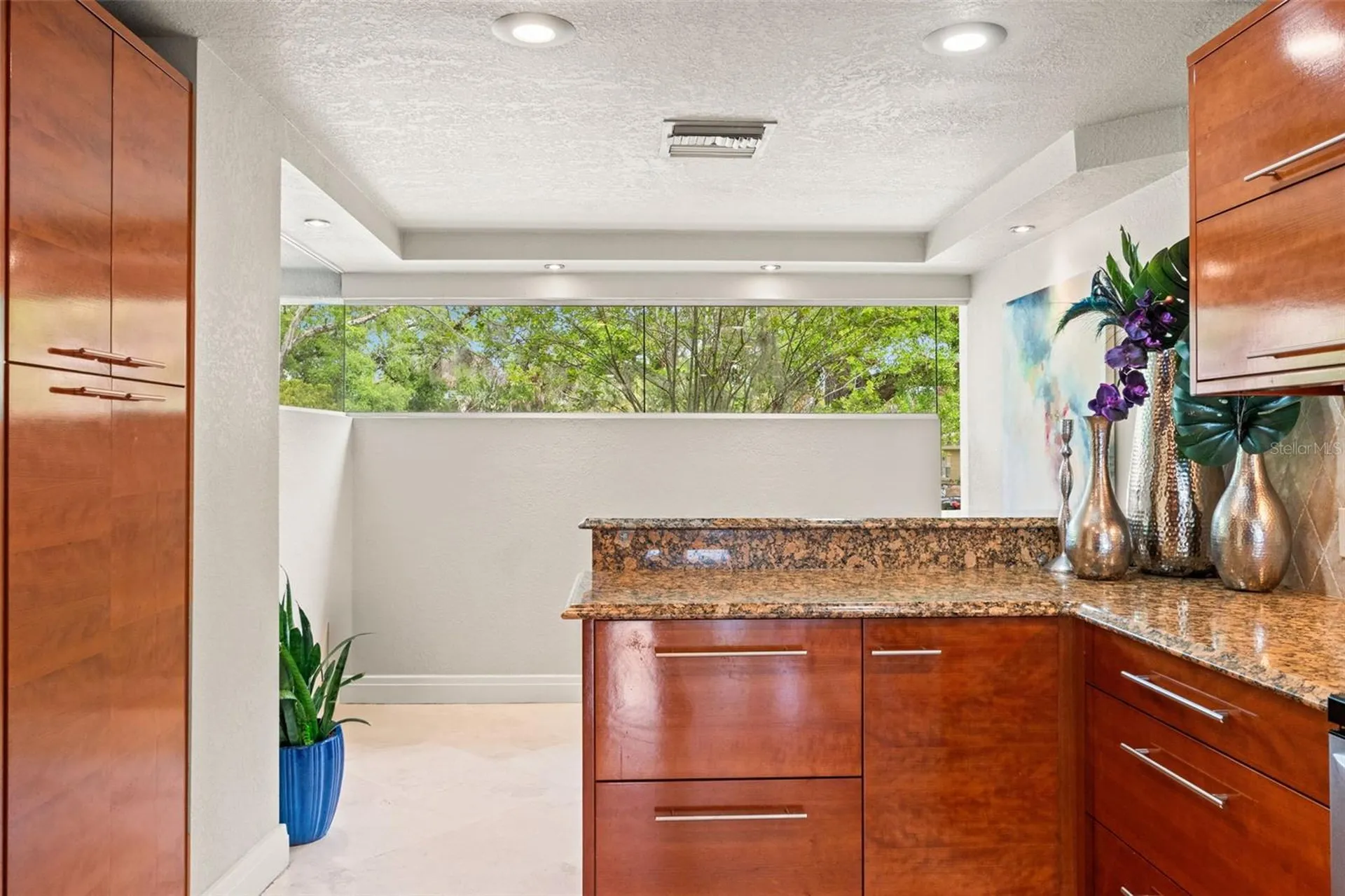 4522 W North B Street Tampa FL 33609