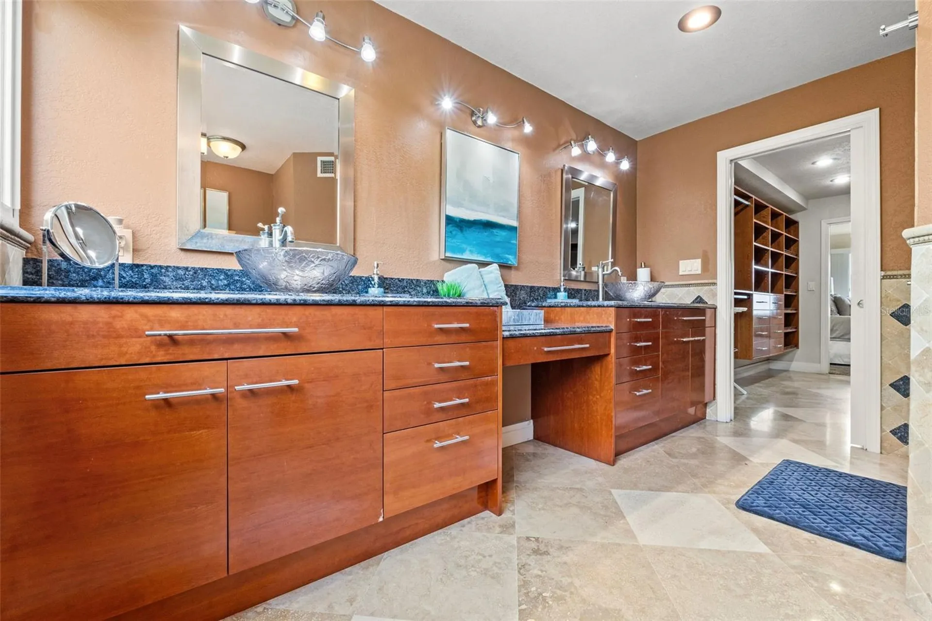 4522 W North B Street Tampa FL 33609