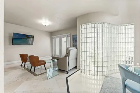 4522 W North B Street Tampa FL 33609