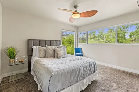 4522 W North B Street Tampa FL 33609