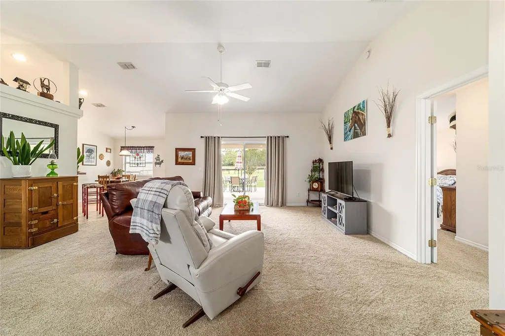 19630 SE 15th Place Morriston FL 32668