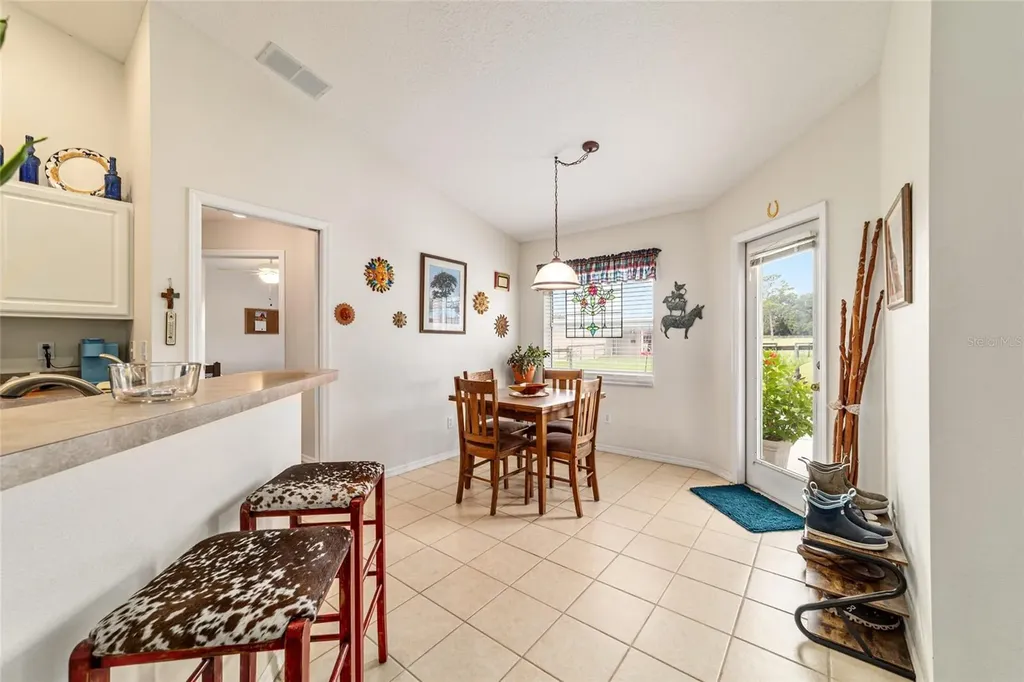 19630 SE 15th Place Morriston FL 32668