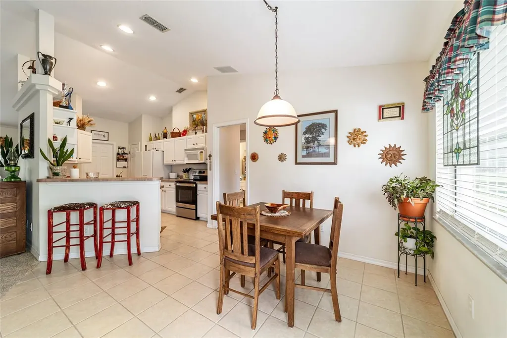 19630 SE 15th Place Morriston FL 32668