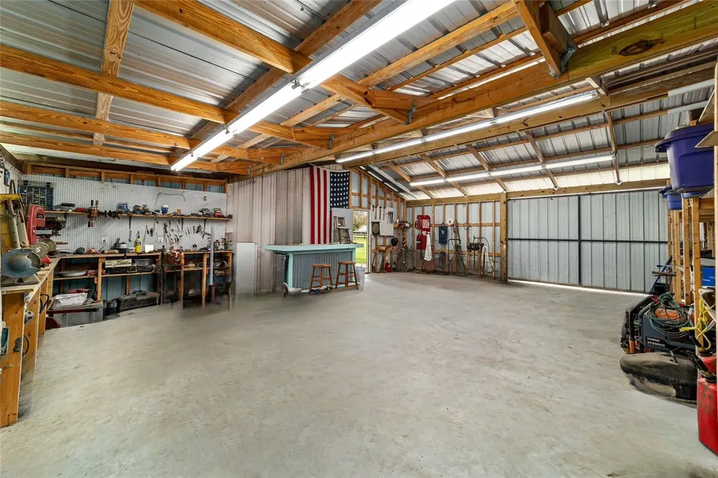 19630 SE 15th Place Morriston FL 32668
