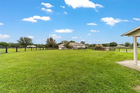 19630 SE 15th Place Morriston FL 32668