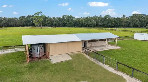19630 SE 15th Place Morriston FL 32668