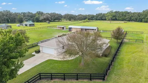 19630 SE 15th Place Morriston FL 32668