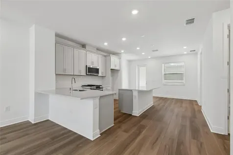 8217 Seaflower Parkway Bradenton FL 34210
