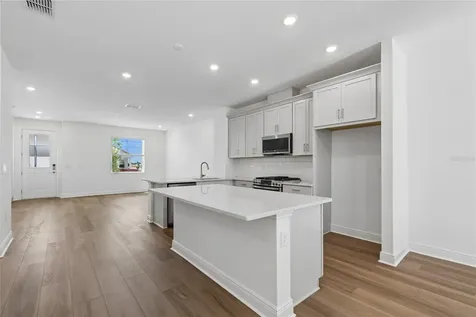 8217 Seaflower Parkway Bradenton FL 34210