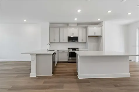 8217 Seaflower Parkway Bradenton FL 34210