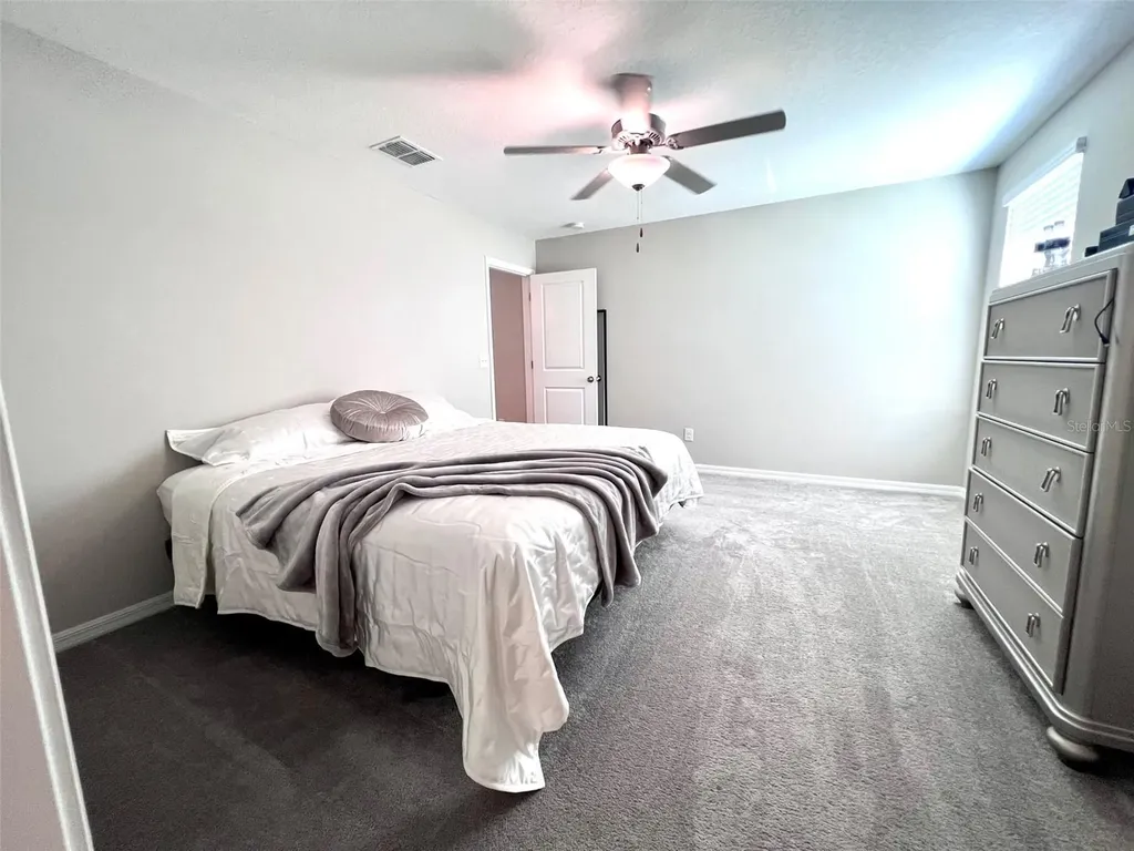 2170 Shining Azul Way Lutz FL 33558