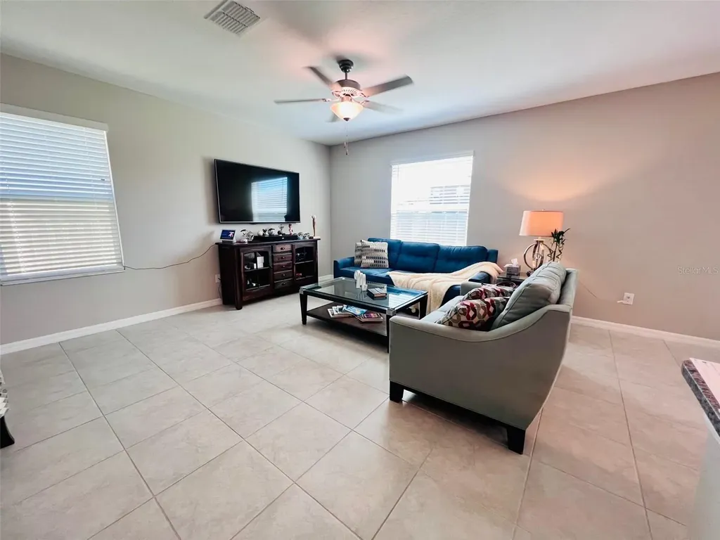 2170 Shining Azul Way Lutz FL 33558