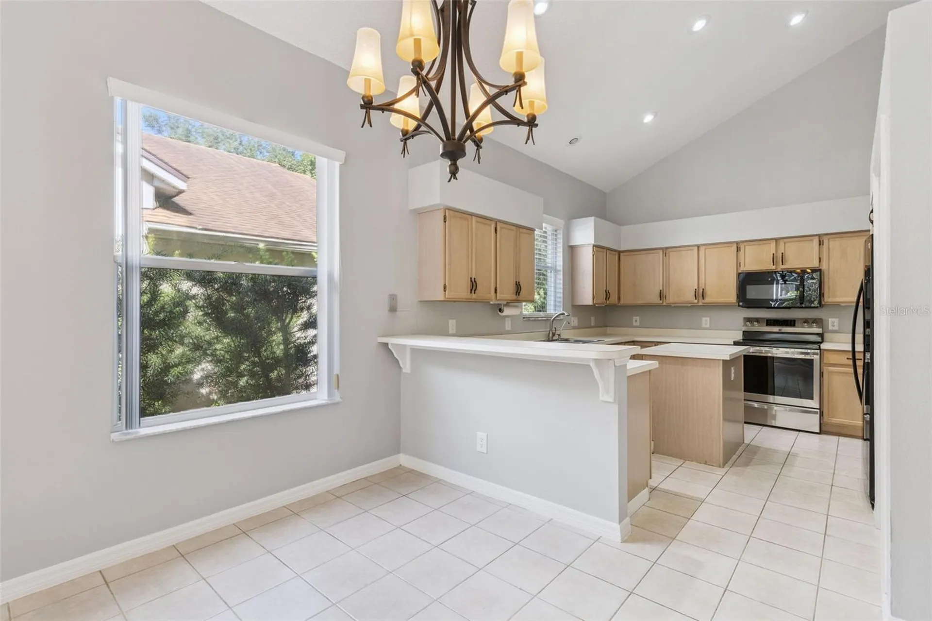 1000 N Lake Claire Circle Oviedo FL 32765