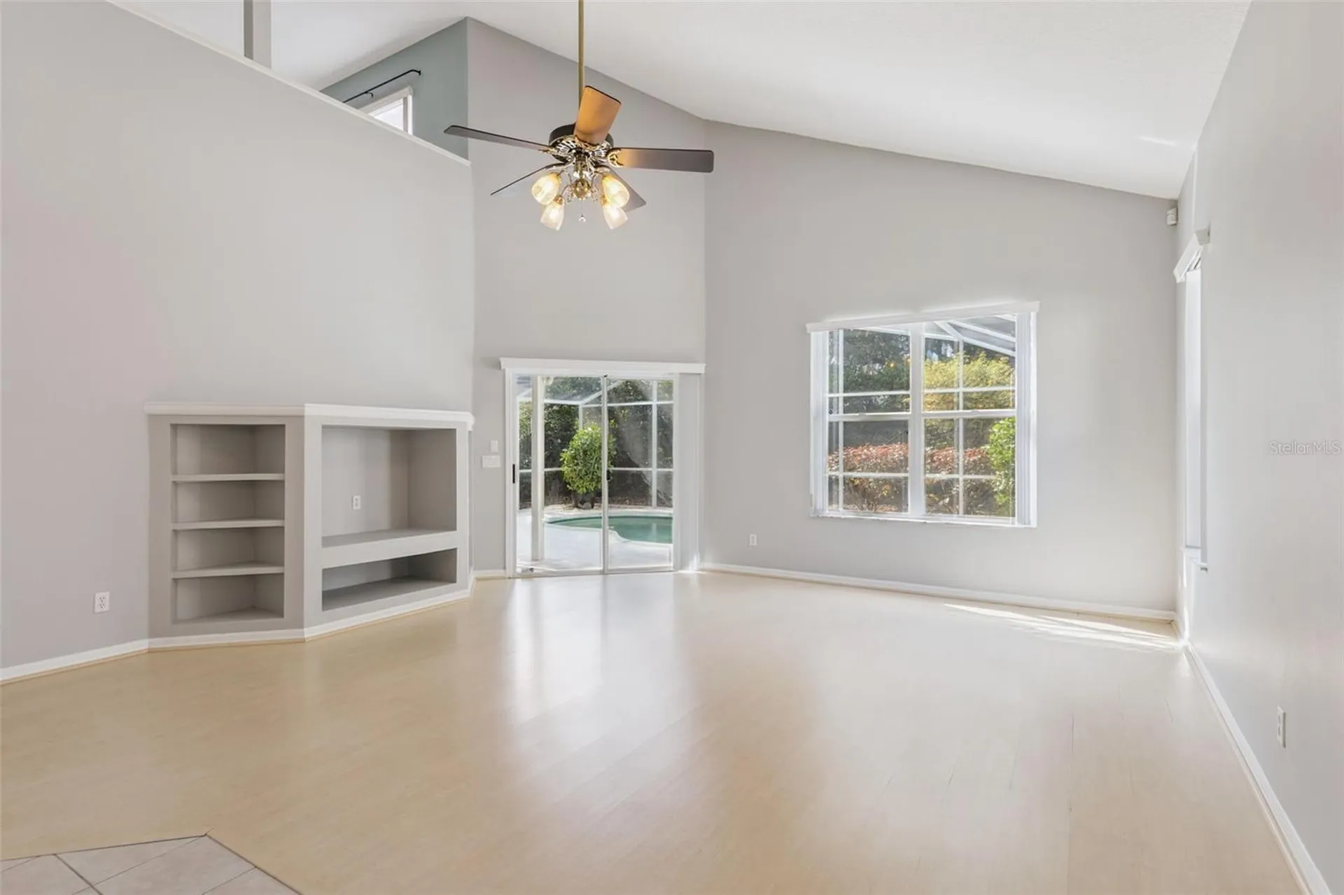 1000 N Lake Claire Circle Oviedo FL 32765