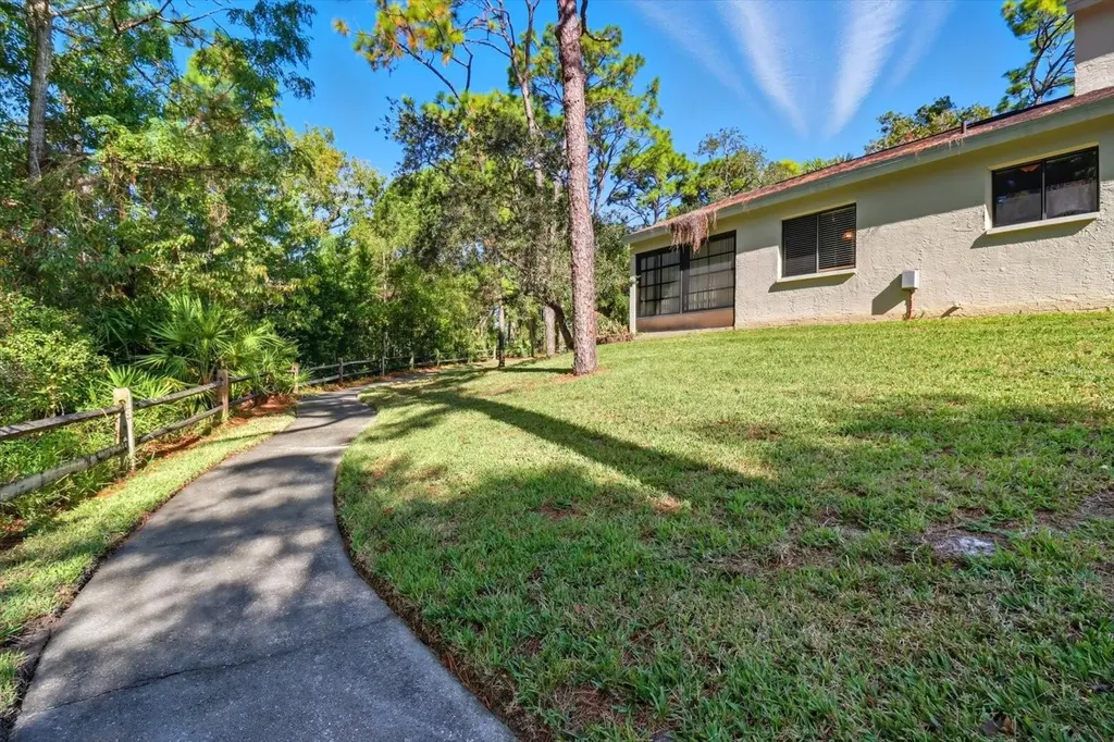 9470 Nakoma Way Weeki Wachee FL 34613
