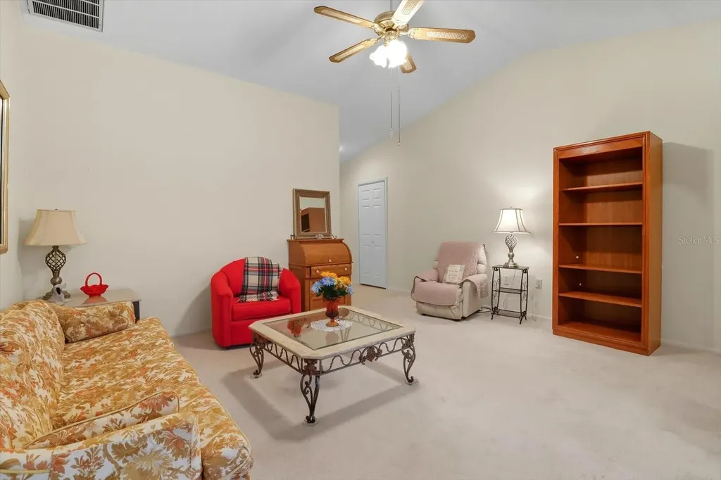9470 Nakoma Way Weeki Wachee FL 34613
