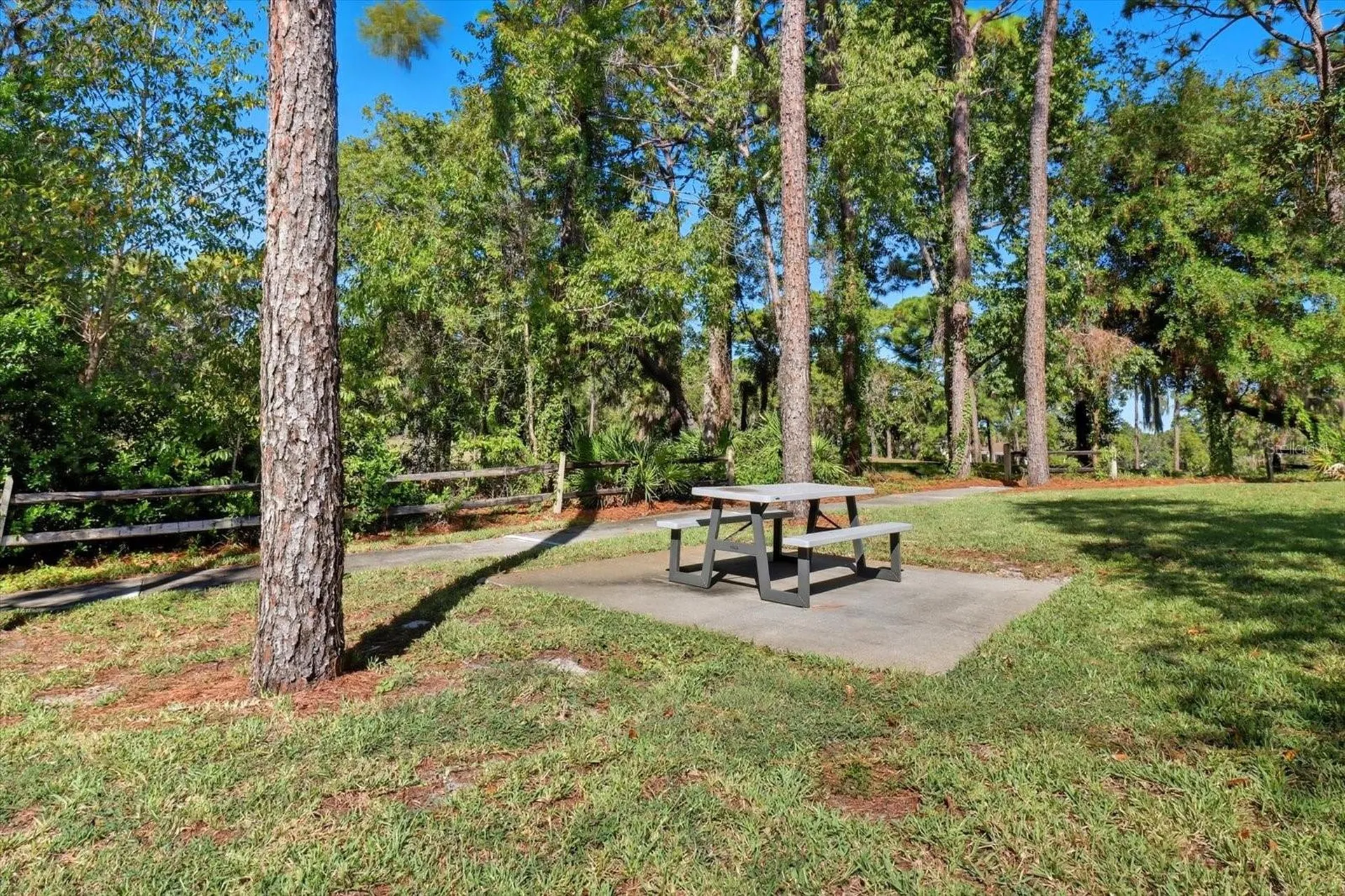 9470 Nakoma Way Weeki Wachee FL 34613