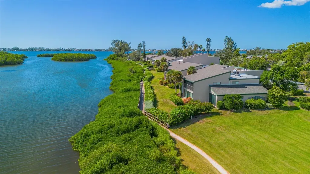 1508 Pelican Cove Road Sarasota FL 34231