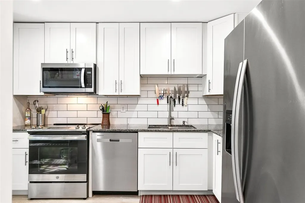 1508 Pelican Cove Road Sarasota FL 34231