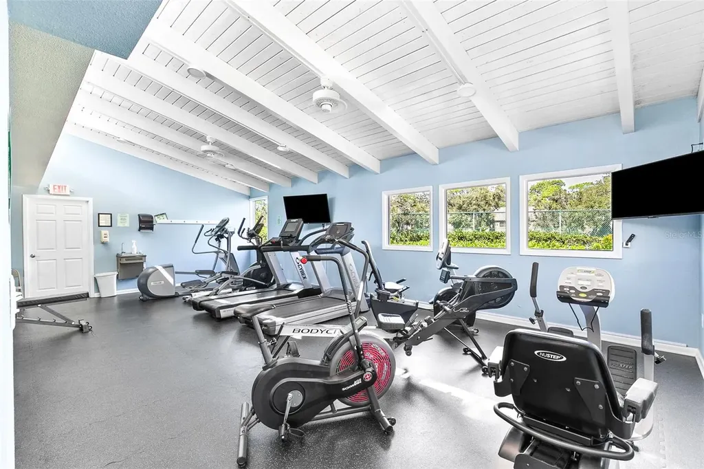 1508 Pelican Cove Road Sarasota FL 34231