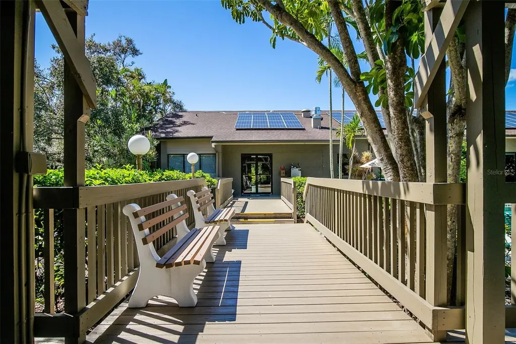 1508 Pelican Cove Road Sarasota FL 34231