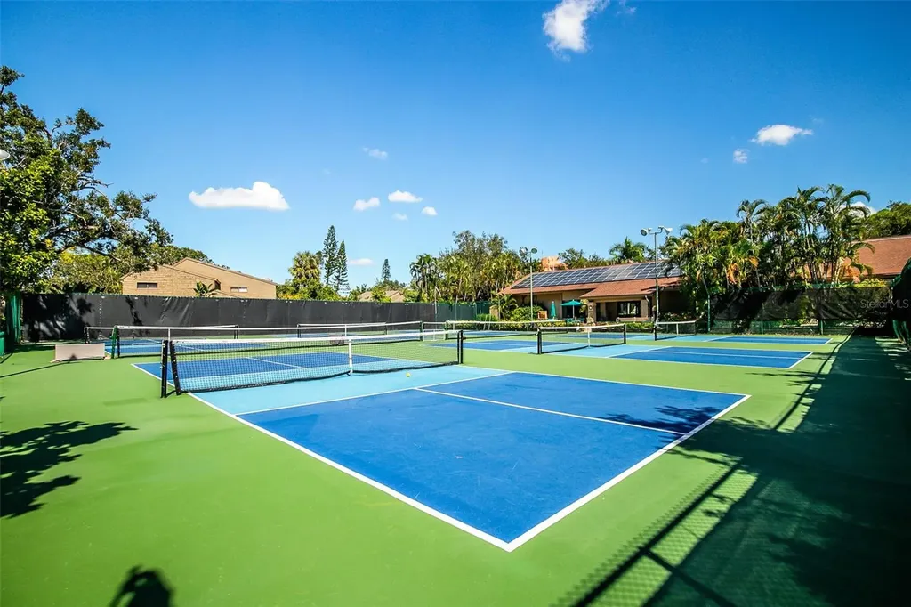 1508 Pelican Cove Road Sarasota FL 34231