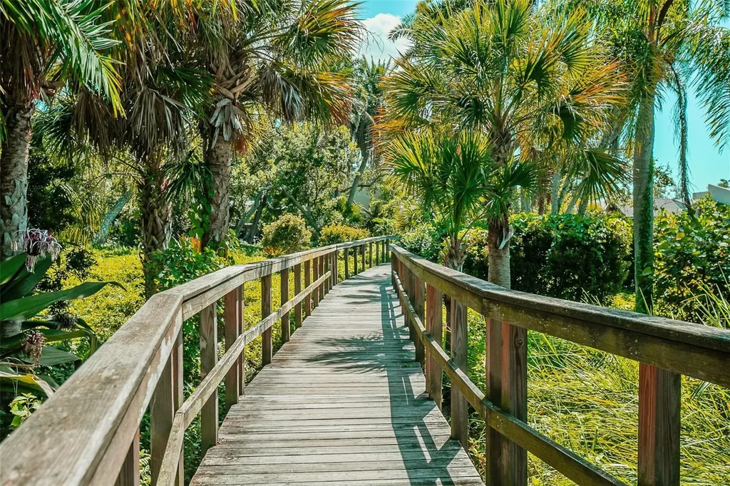 1508 Pelican Cove Road Sarasota FL 34231