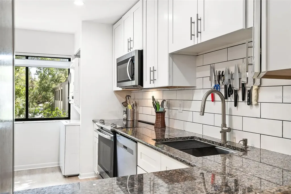 1508 Pelican Cove Road Sarasota FL 34231