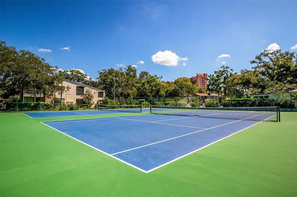 1508 Pelican Cove Road Sarasota FL 34231