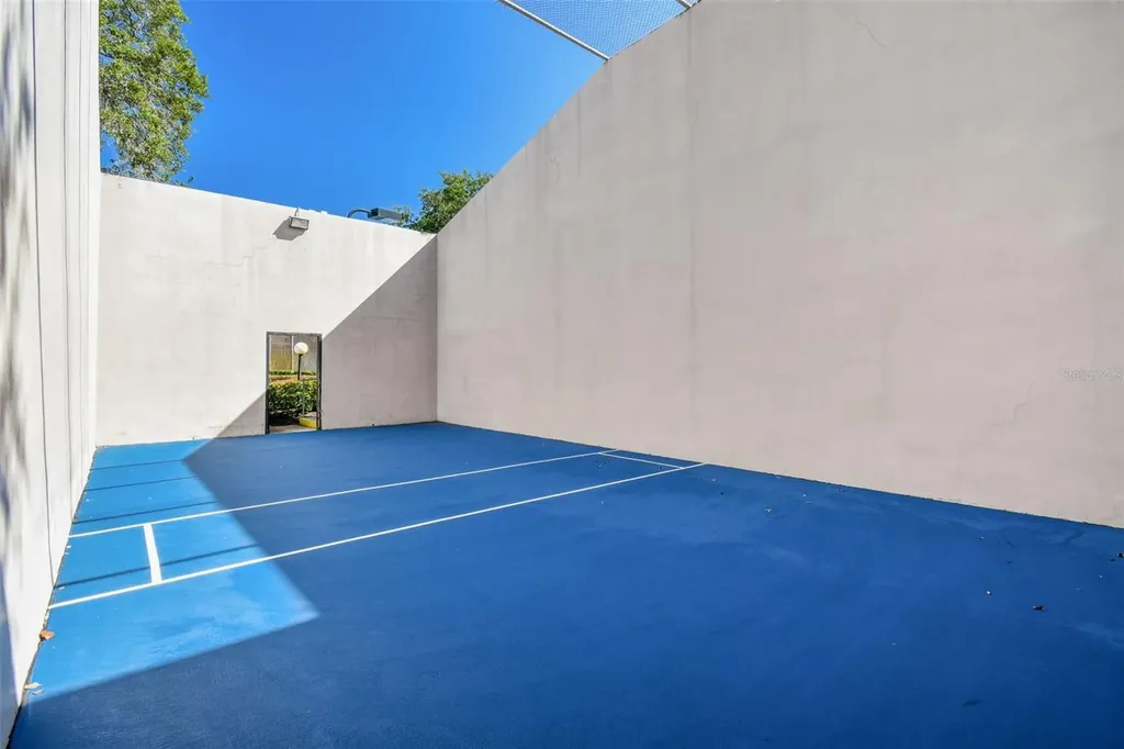 4013 Dream Oak Place Tampa FL 33613
