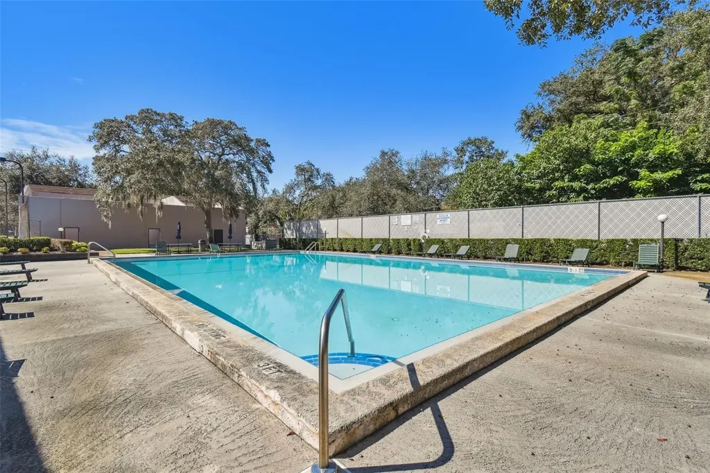 4013 Dream Oak Place Tampa FL 33613