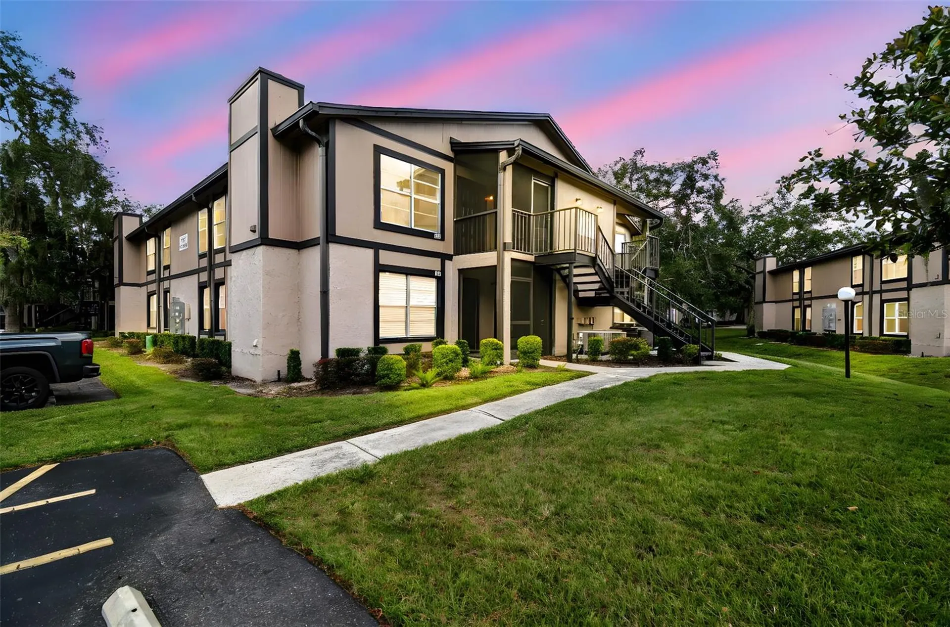 4013 Dream Oak Place Tampa FL 33613