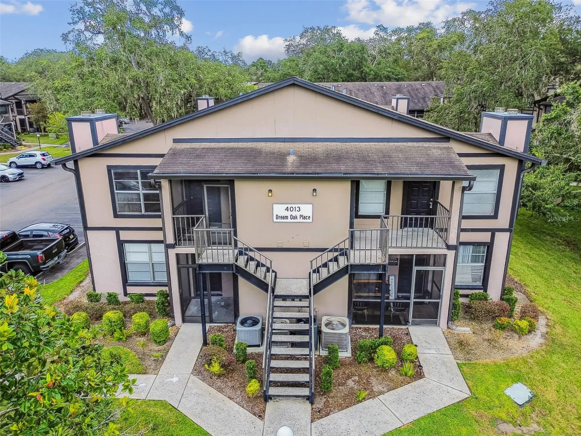 4013 Dream Oak Place Tampa FL 33613