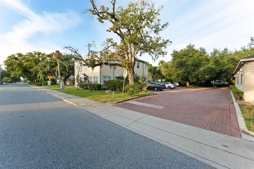 22 S Clyde Avenue Kissimmee FL 34741